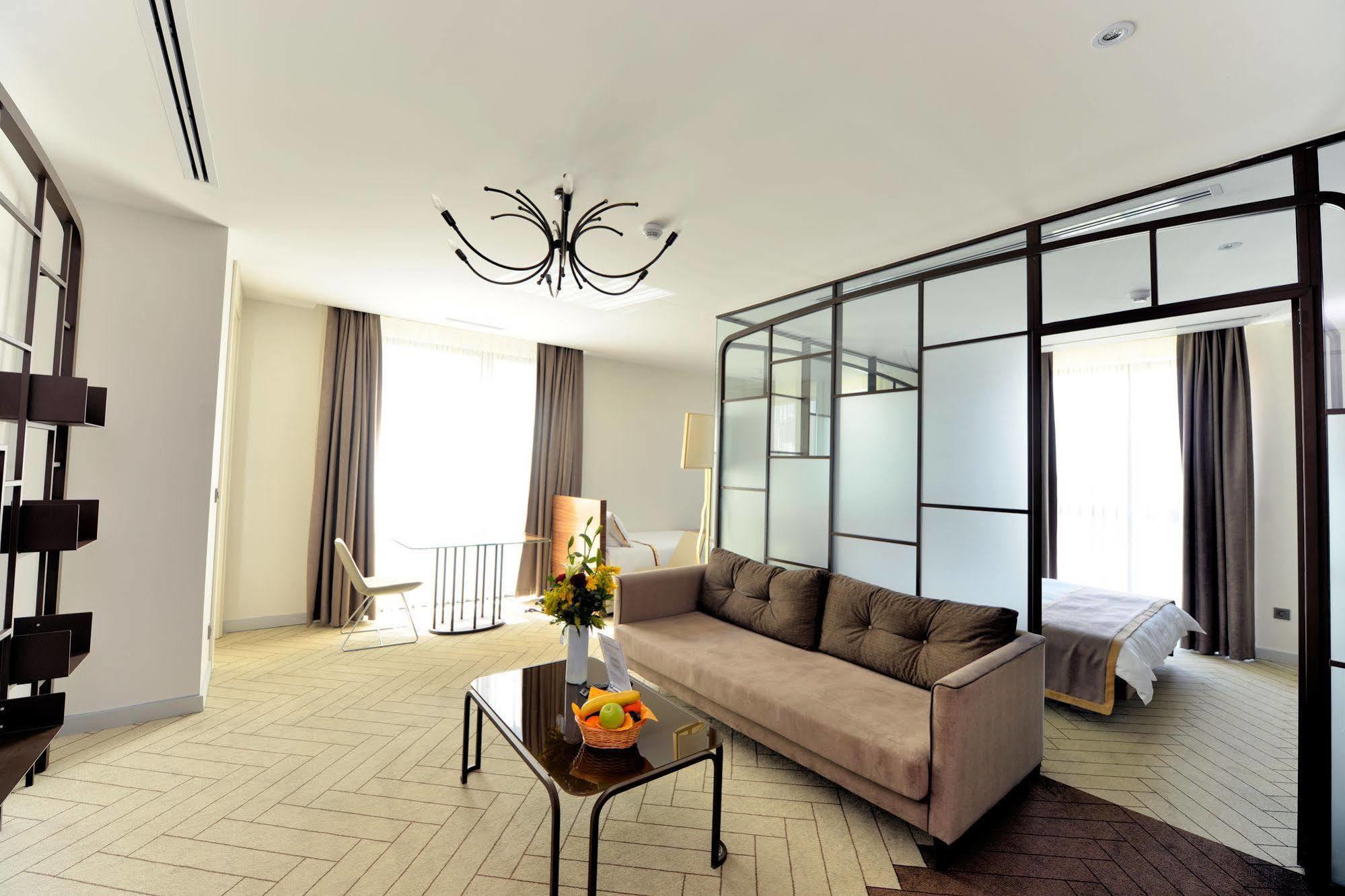 L'Onde Business Suites Istanbul Bagian luar foto